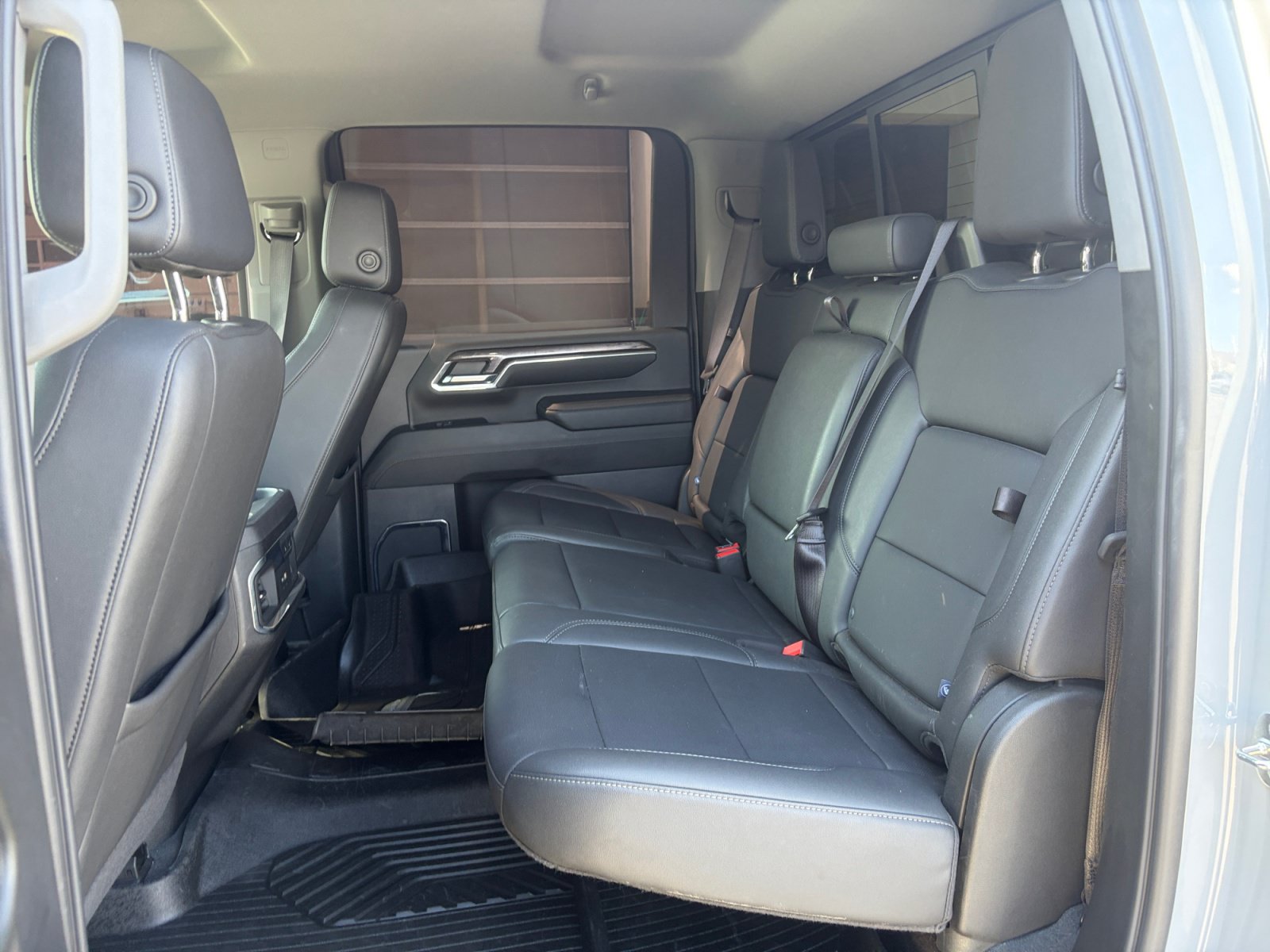 Used 2024 Chevrolet Silverado 3500 LTZ w/ LTZ Plus Package AWD/4WD image 25