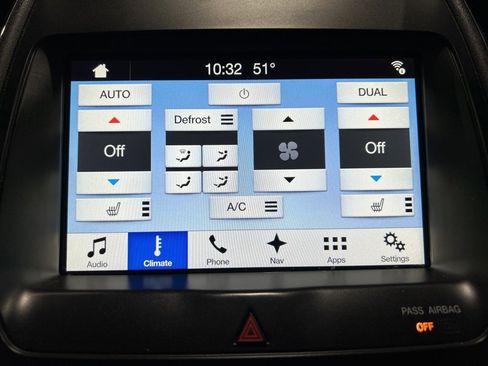 Used 2017 Ford Taurus SEL w/ Equipment Group 201A image 28