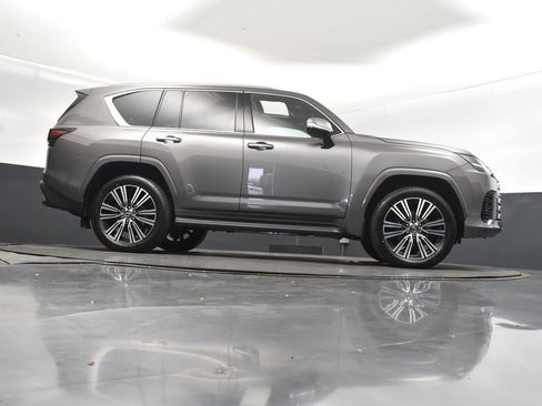 New 2026 Lexus LX 600 4WD w/ Luxury Package image 47