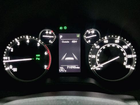 Used 2020 Lexus GX 460 Luxury image 25