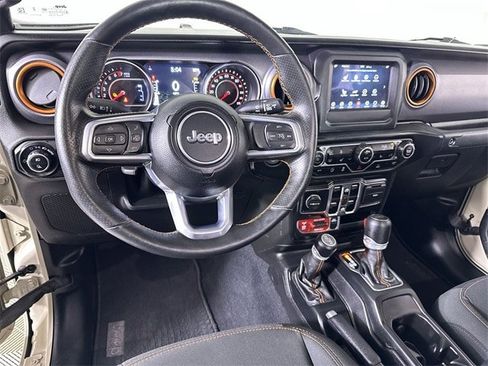 Used 2020 Jeep Gladiator Mojave w/ Cold Weather Group image 21