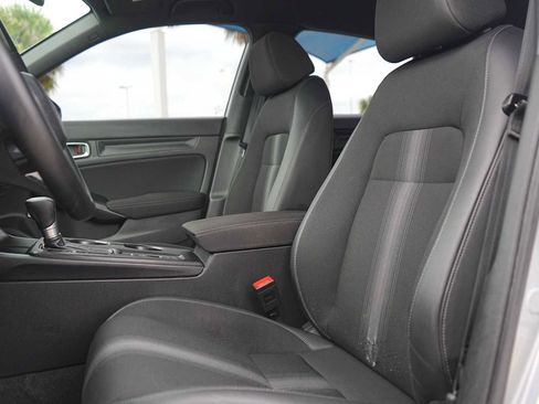 Used 2024 Honda Civic Sport image 11