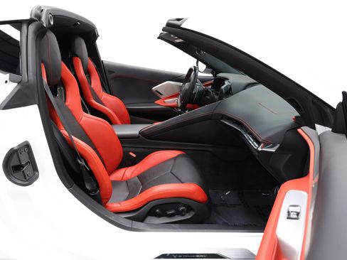 Used 2020 Chevrolet Corvette Stingray Preferred Cpe w/ 2LT Preferred Equipment Group RWD image 77
