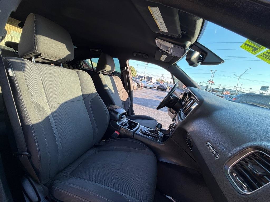 Used 2015 Dodge Charger R/T w/ Driver Confidence Group RWD image 23
