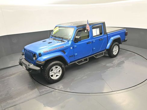 Used 2021 Jeep Gladiator Sport AWD/4WD image 30