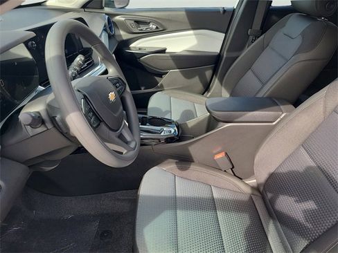 New 2026 Chevrolet Trax LT image 22