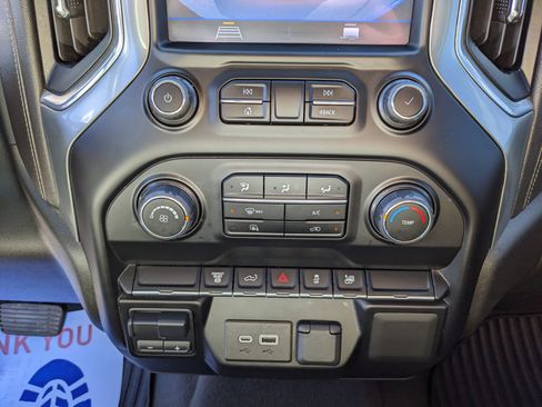 Used 2023 Chevrolet Silverado 2500 LT image 25