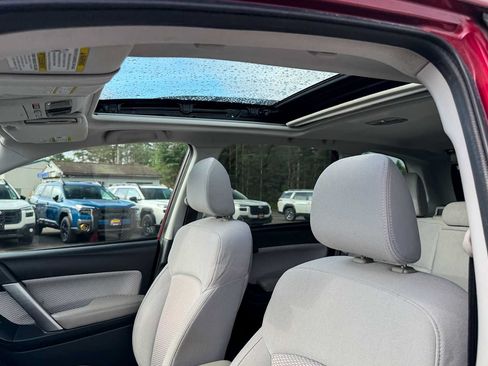 Used 2018 Subaru Forester 2.5i Premium w/ All-Weather Package AWD/4WD image 14