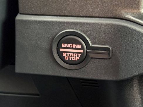 Used 2025 Ford Bronco Raptor AWD/4WD image 47