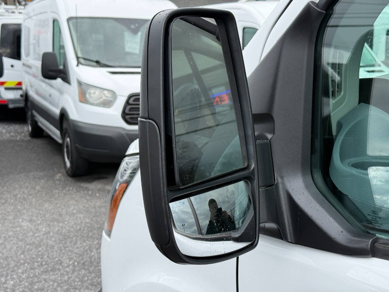 Used 2019 Ford Transit 250 148 Medium Roof RWD image 30