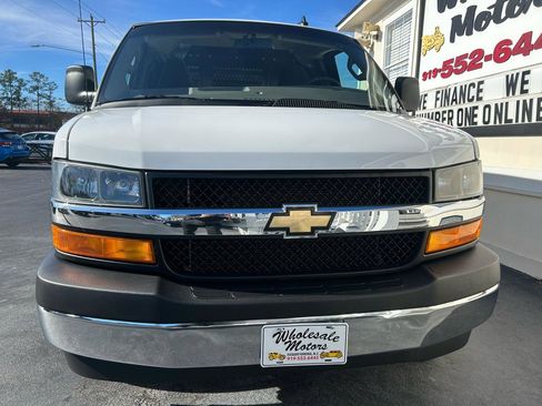 Used 2024 Chevrolet Express 2500 w/ Driver Convenience Package image 3