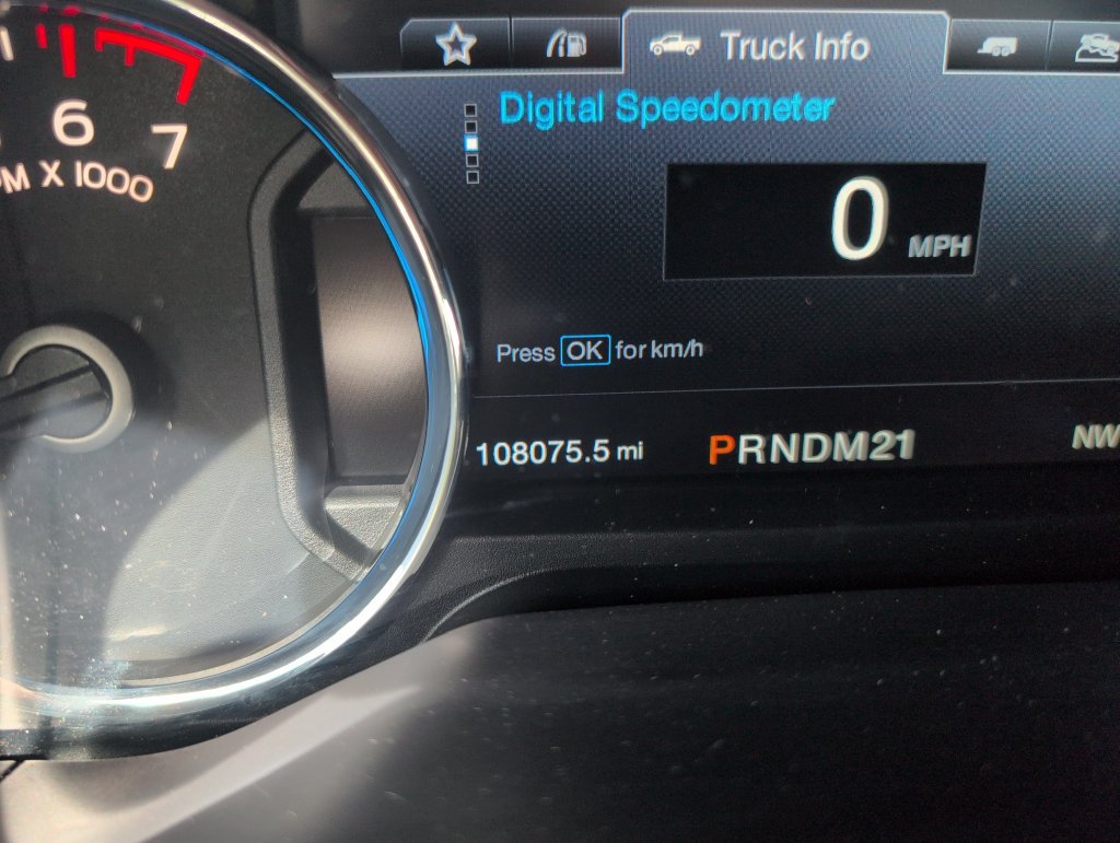Used 2016 Ford F150 Platinum w/ Equipment Group 701A Luxury AWD/4WD image 22