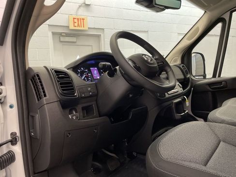 New 2026 RAM ProMaster 3500 w/ Crew Van Package image 15