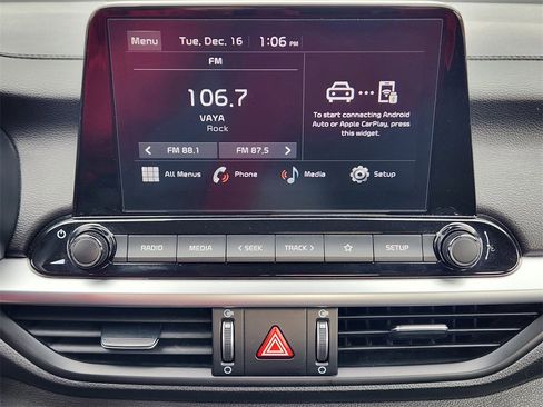 Certified 2023 Kia Forte LXS image 17