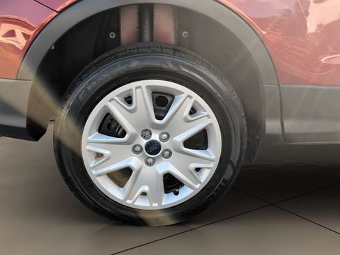 Used 2014 Ford Escape S FWD image 22