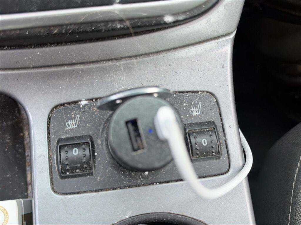 Used 2016 Ford C-MAX SE w/ Equipment Group 202A FWD image 22