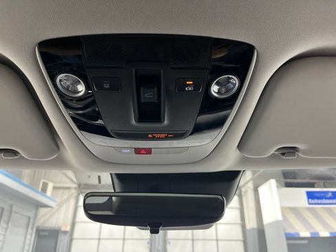 Used 2024 Kia Seltos EX AWD/4WD image 32