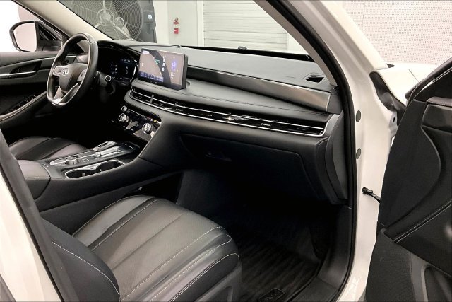 Used 2024 INFINITI QX60 Luxe AWD/4WD image 19