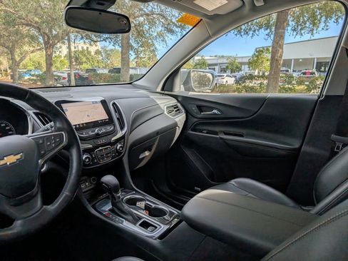 Used 2024 Chevrolet Equinox Premier image 13