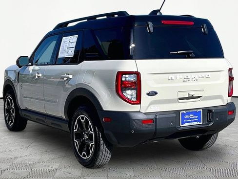 Certified 2025 Ford Bronco Sport Outer Banks w/ Outer Banks Tech Package+ AWD/4WD image 13