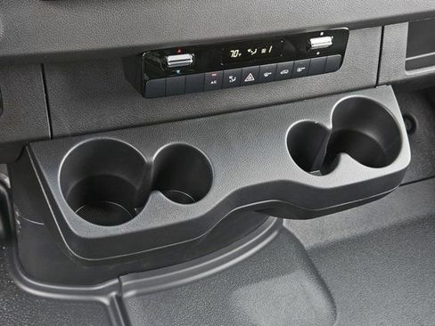 New 2025 Mercedes-Benz Sprinter 2500 image 28