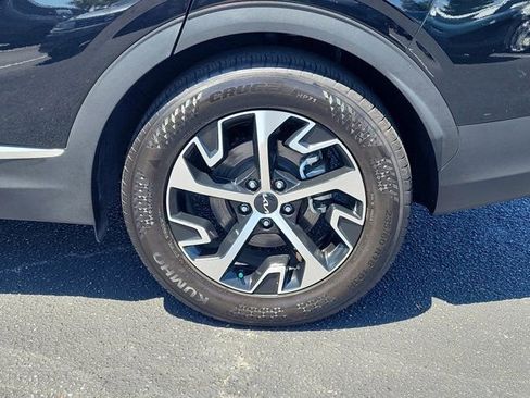 Used 2025 Kia Sportage EX FWD image 30