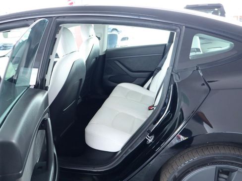 Used 2022 Tesla Model 3 RWD image 27