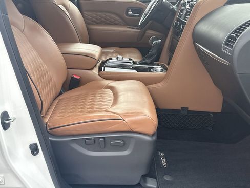 Used 2024 INFINITI QX80 Sensory w/ Cargo Package image 14