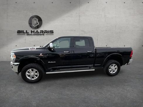 Used 2022 RAM 2500 Laramie AWD/4WD image 8