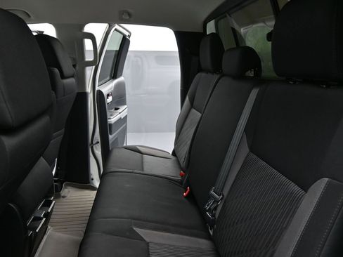 Used 2016 Toyota Tundra SR5 image 14