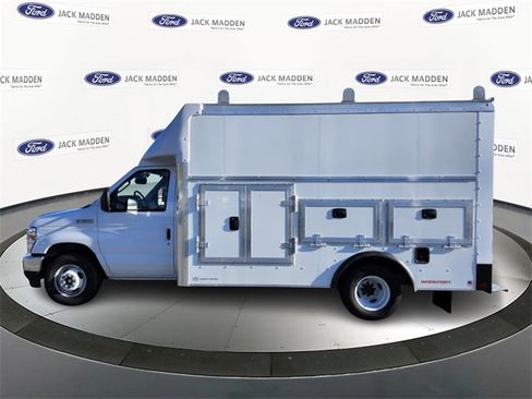 New 2026 Ford E-350 and Econoline 350 Super Duty w/ Power Equipment Group image 2