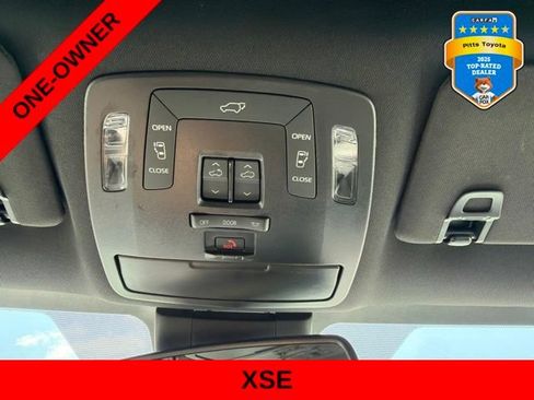 Used 2025 Toyota Sienna XSE FWD image 20