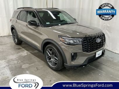 New 2026 Ford Explorer ST w/ Sun And Sound Package