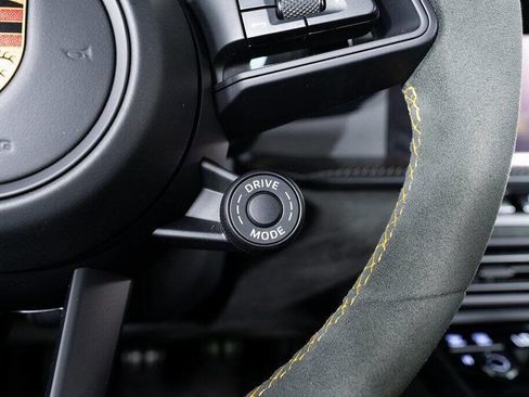 Used 2023 Porsche 911 GT3 RWD image 19