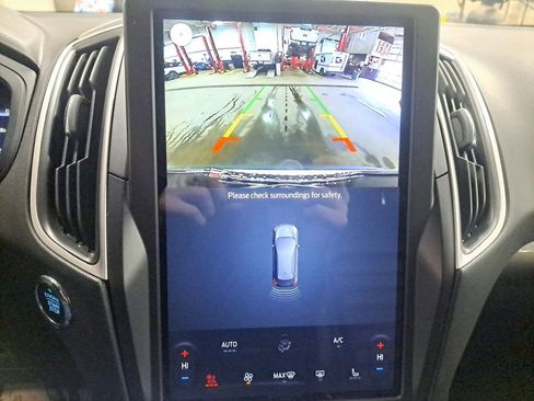 Used 2024 Ford Edge SEL w/ Convenience Package image 33