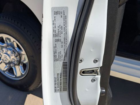 Certified 2022 RAM 2500 Big Horn image 29