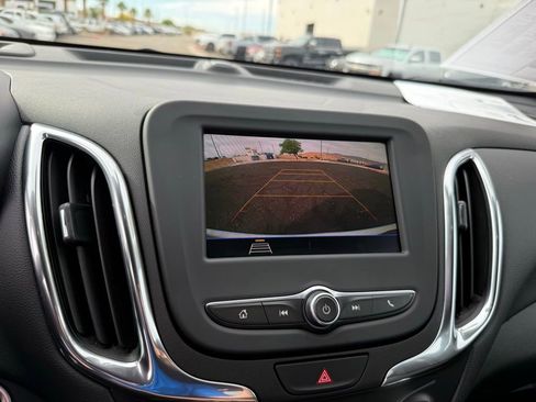 Used 2020 Chevrolet Equinox LT image 28