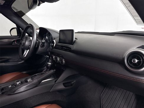 Used 2023 MAZDA MX-5 Miata Grand Touring image 47