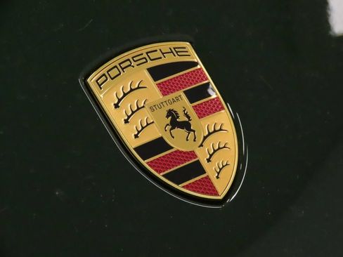 Certified 2025 Porsche Macan 4S Electric AWD/4WD image 14