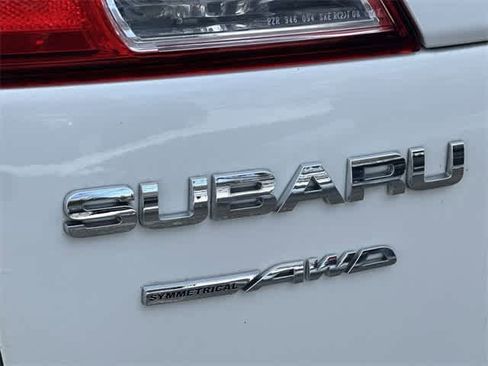 Used 2014 Subaru Outback 2.5i Limited image 16