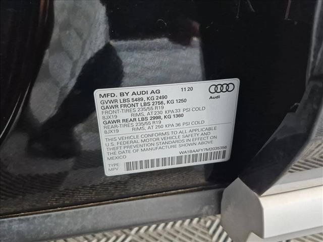 Used 2021 Audi Q5 2.0T Premium Plus w/ Premium Plus Package AWD/4WD image 29