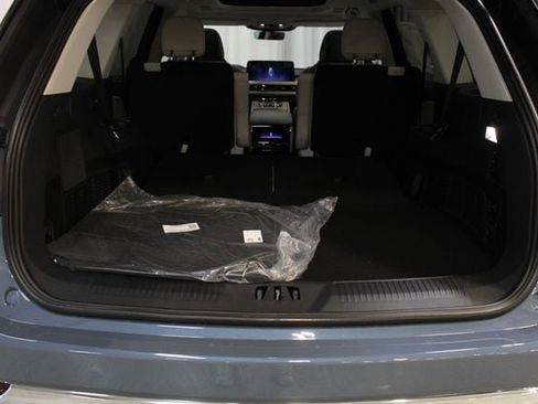 New 2026 Lincoln Aviator Reserve image 59