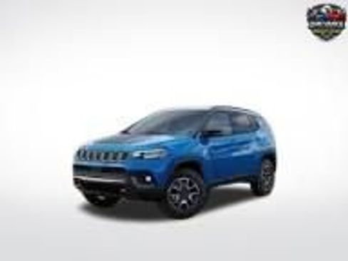 Used 2024 Jeep Compass Trailhawk w/ Trailhawk Elite Group AWD/4WD image 1