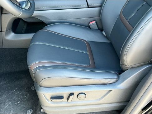 New 2026 Nissan Armada SL w/ Captain's Chari Seat Package RWD image 21