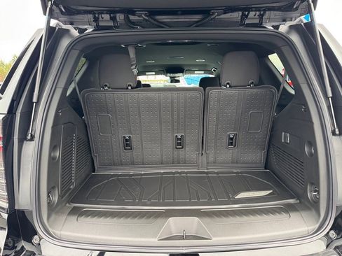 New 2026 Chevrolet Tahoe LS image 7