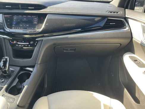 Certified 2023 Cadillac XT6 Sport w/ Technology Package AWD/4WD image 31