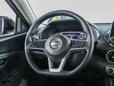 Used 2024 Nissan Sentra SV FWD image 12