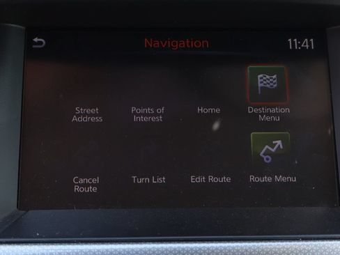 Used 2019 Nissan Pathfinder SL FWD image 33