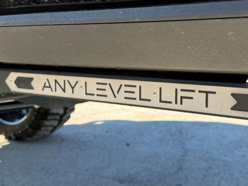 Used 2021 Ford F250 Lariat image 24