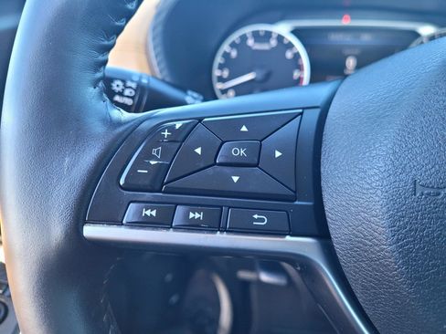 Used 2020 Nissan Sentra SV w/ SV Premium Package FWD image 32